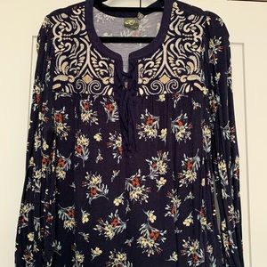 Anthropologie peasant blouse with flower and damask pattern
